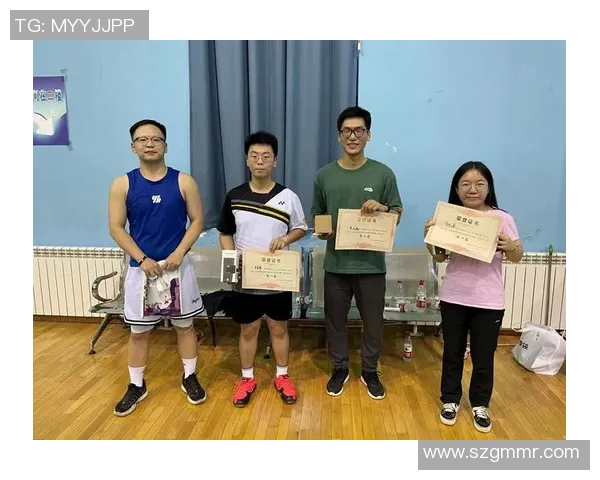 重庆羽毛球队的奋进之路与锦标赛辉煌成就的全景回顾